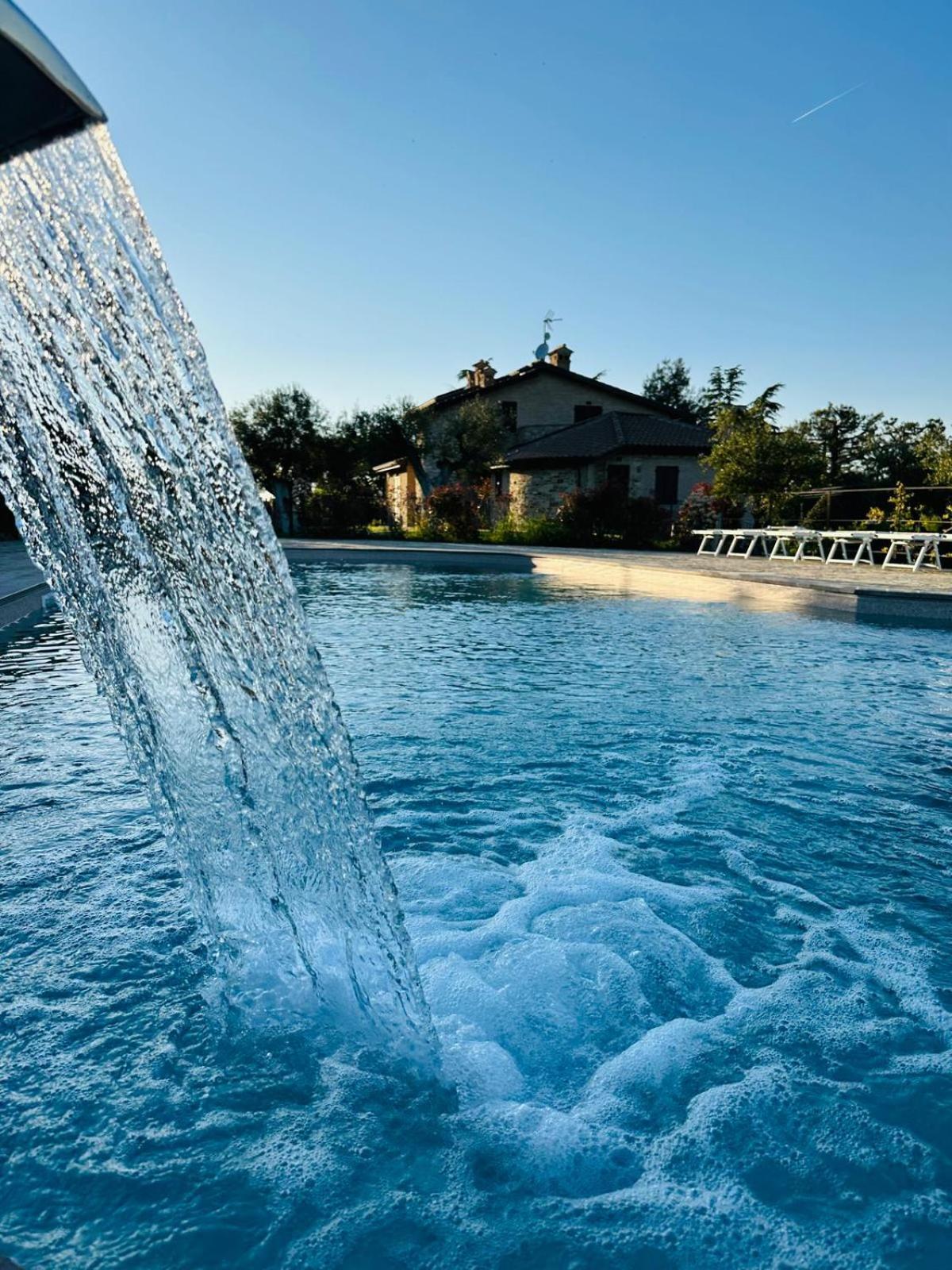 B&B Madonna Carradori Country Offagna Exterior foto